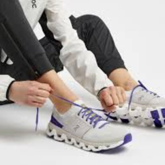 On Running Cloudswift Women's Shoes Size 7 - Picture 3 of 11